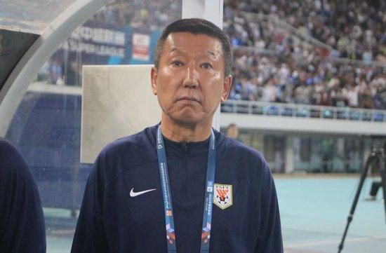 插花弄玉